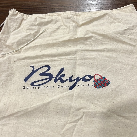 Bkyo Orange Leather Envelope Clutch - Picture 2 of 10